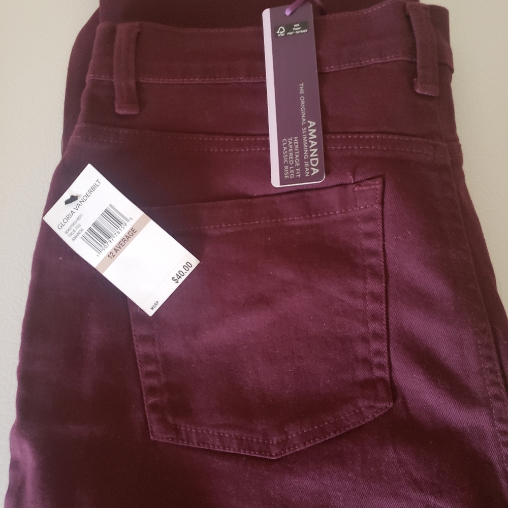 Gloria Vanderbilt Slimming jeans